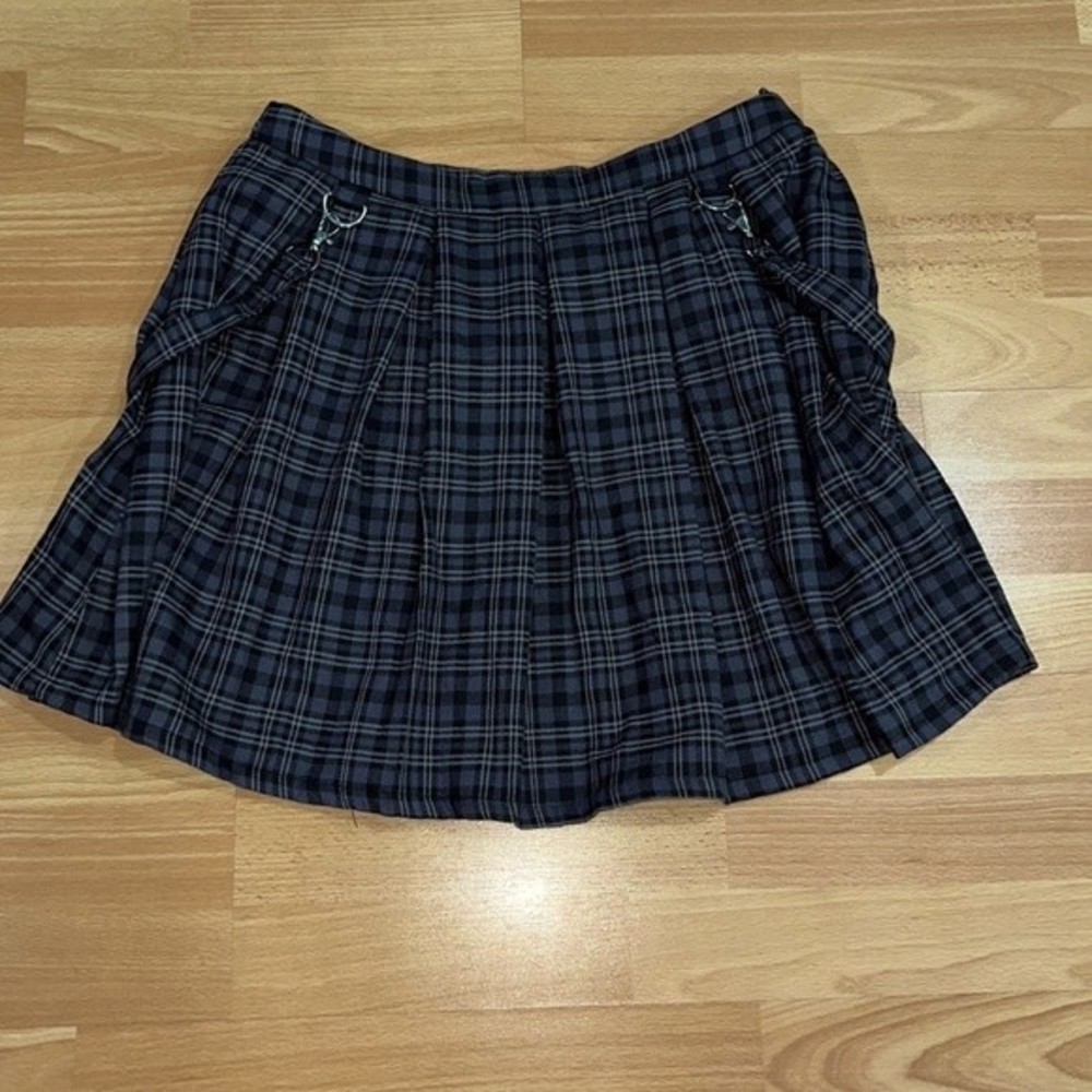 Hot Topic Pleated Plaid Buckle Goth Punk Skirt